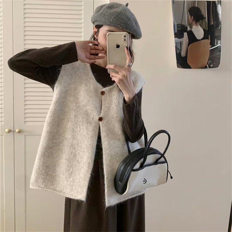 Korean-style Minimalist Versatile Loose-fit Layered Knit Vest