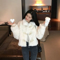 Women's Fashionable Loose Short Fluffy Coat