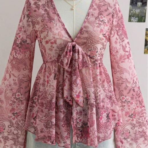 Women's Ruffled Vintage Print Long-sleeve Top