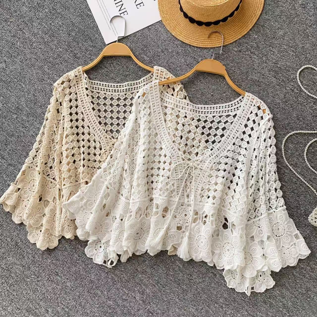 Summer Flared-Sleeve Pullover Blouse With Ties
