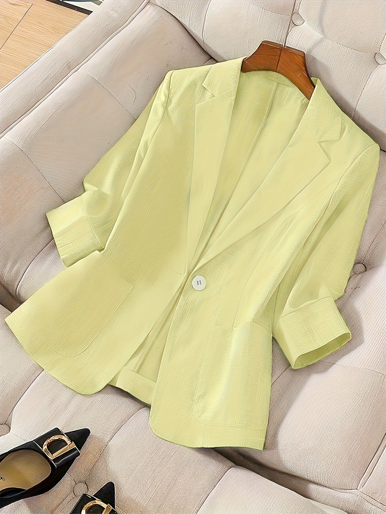 Three-quarter-sleeve Single-button Professional Casual Blazer