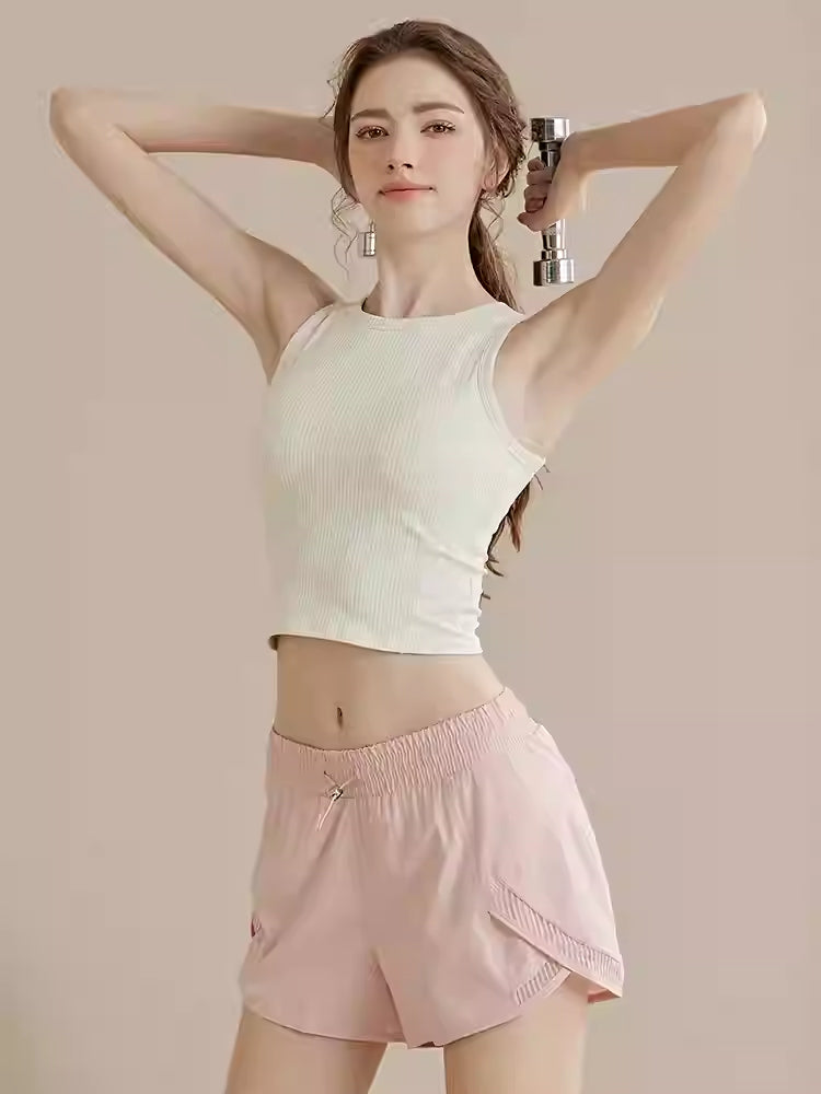 Women's Outdoor Sports Tank Top With Built-in Bra Pads For Yoga