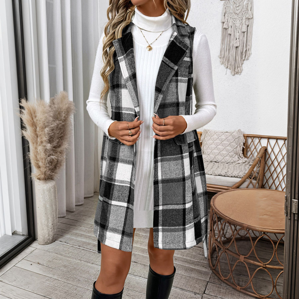 Commuter Retro Style Lace-up Turn-down Collar Plaid Women's Vest